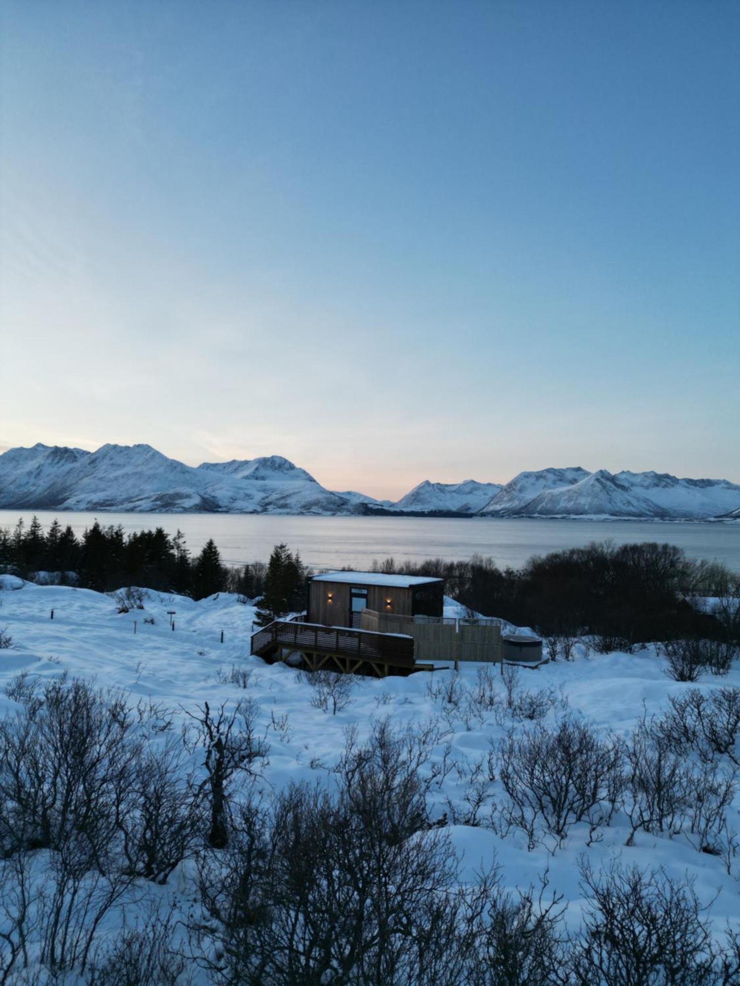 Wonderinn Arctic Utstrand 외부 사진